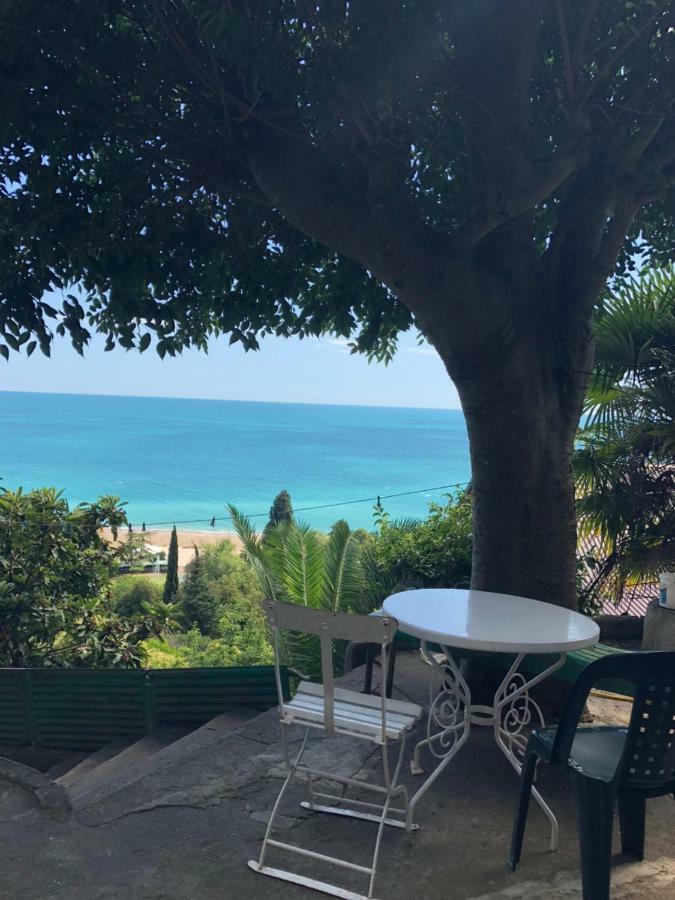 Панорама-Гагра Hotel Esterno foto